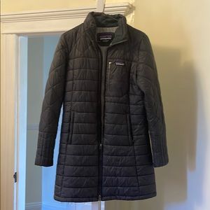 Womens S Patagonia winter coat - vegan